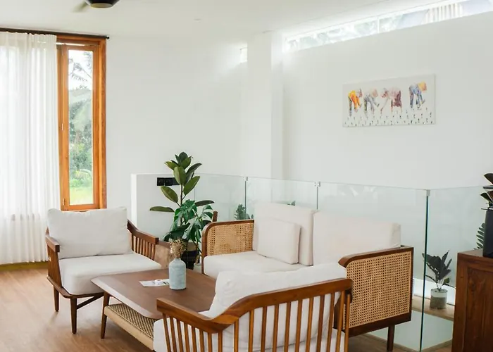 Tannari Villa *